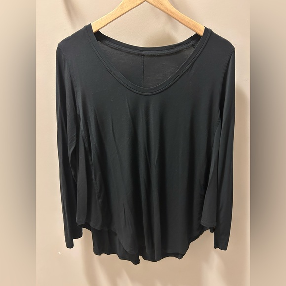 Lululemon up for downtime long sleeve shirt - Picture 2 of 3